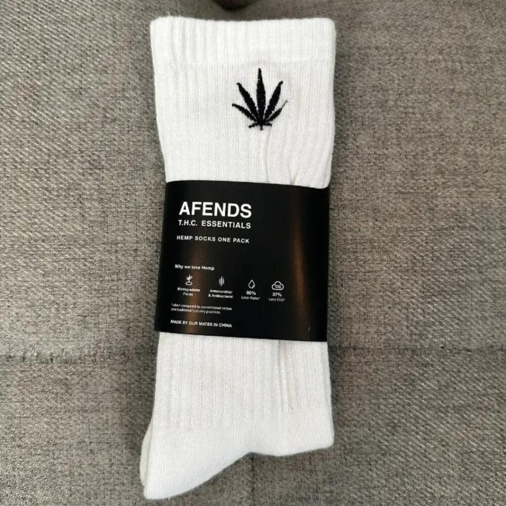 BNWT Afends - Happy Hemp Weed Crew Socks / White / Unisex - Picture 5 of 6